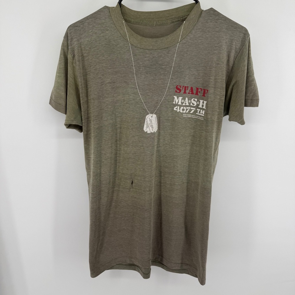 Vintage 1981 MASH 4077th Staff T-Shirt Olive Green Single Stitch Distressed 80s